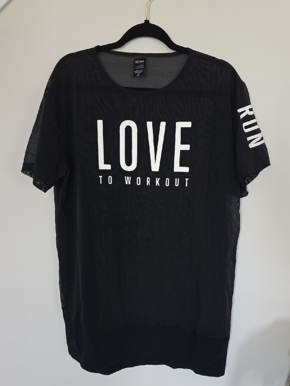 Victoria Sport Black LOVE Workout Tee Women’s Athletic Shirt Size Large